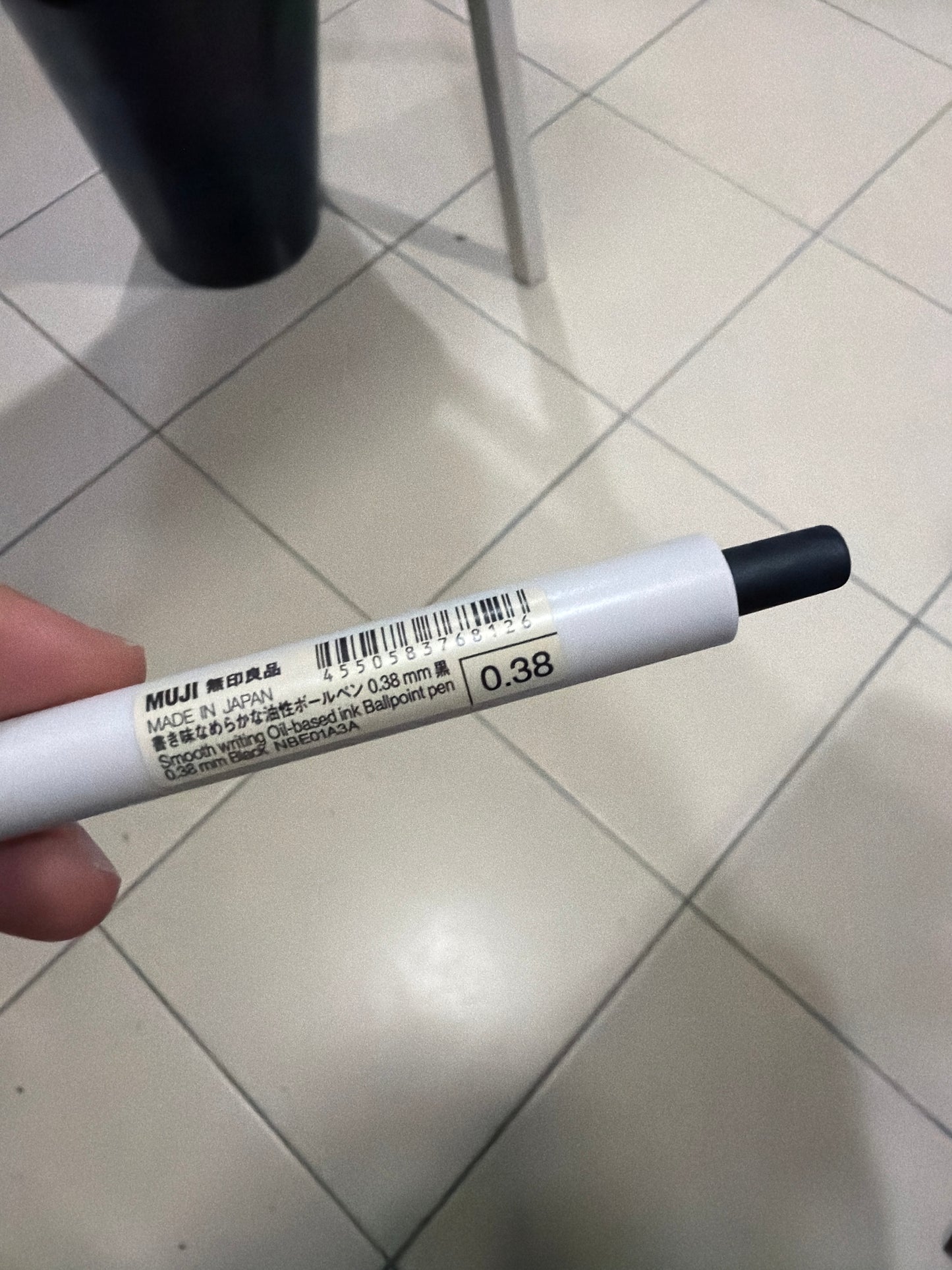Smooth Writing Ballpoint Oil Based Pen