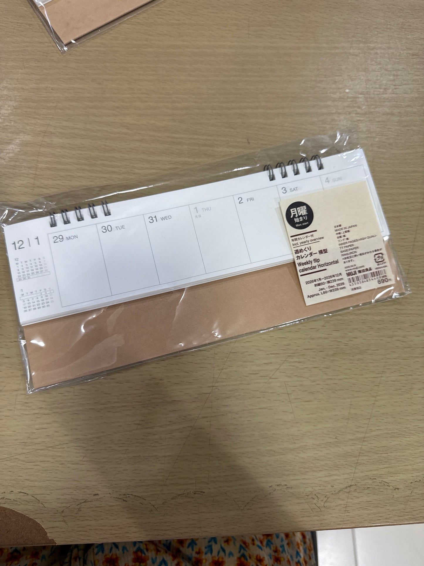 MUJI 2026 Desk Calendar - Weekly Flip Horizontal