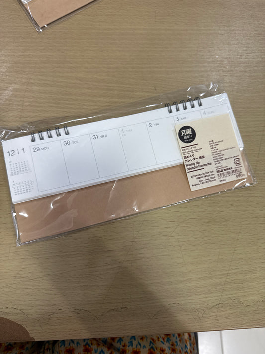 MUJI 2026 Desk Calendar - Weekly Flip Horizontal